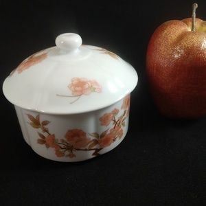 🦚Peach color floral bon bon dish ceramic